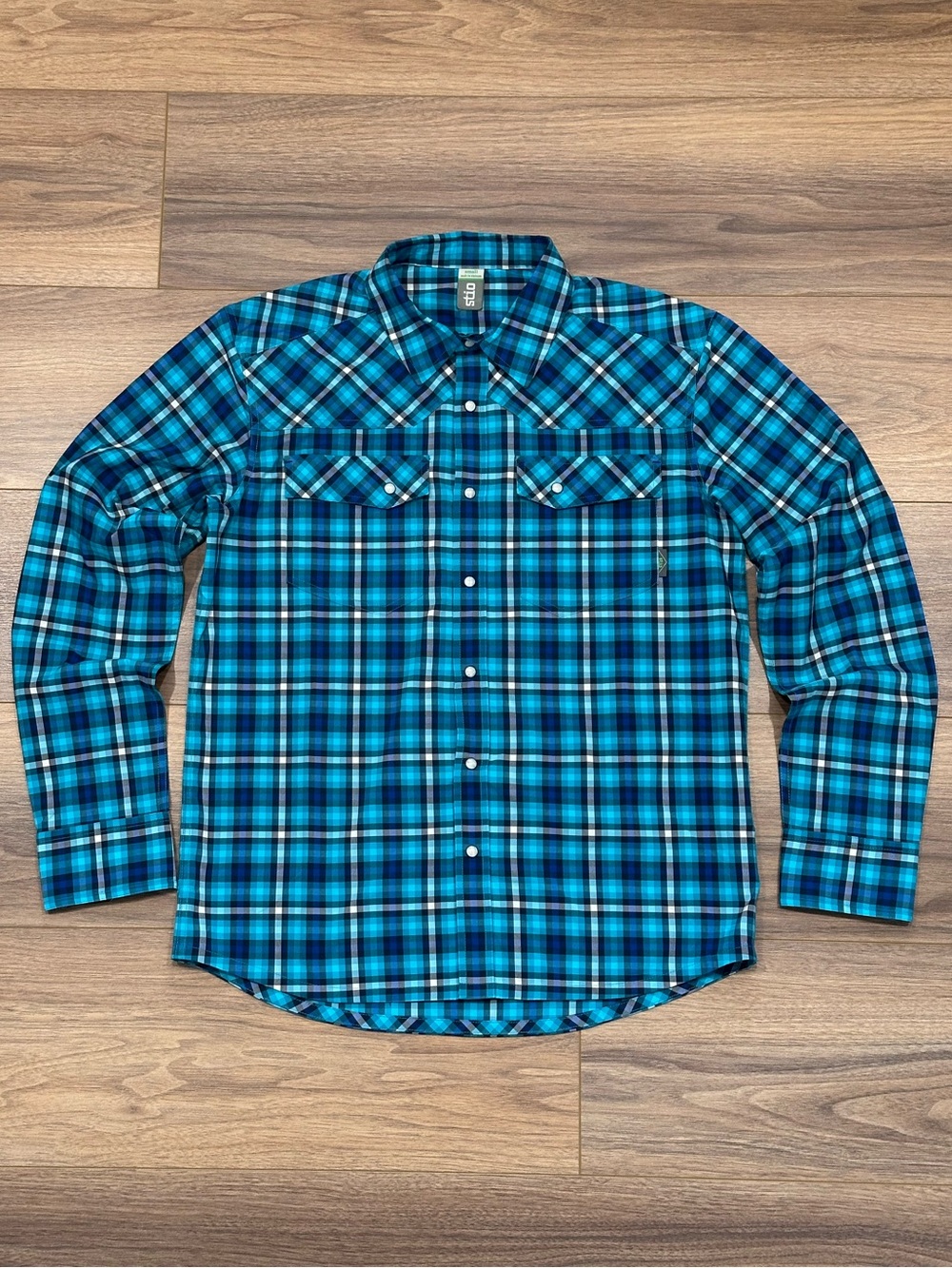 Stio Men’s Eddy Long Sleeve Button Down Pearl Snap in Blue Plaid Size Small